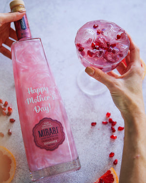
                  
                    Cocktail Experience Gift Box
                  
                